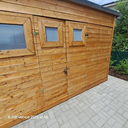 Appartement Kvitko à Frymburk Extérieur photo